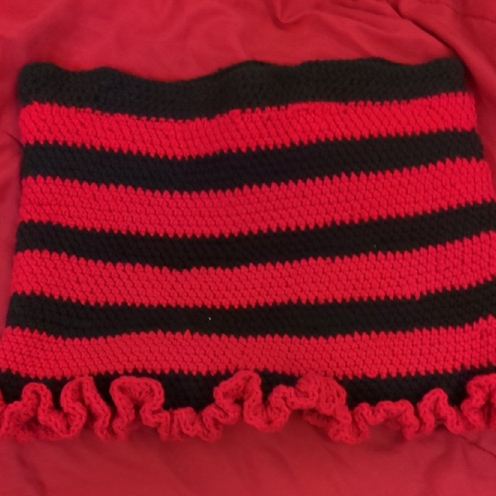 Red and Black Striped Ruffles Crochet Skirt